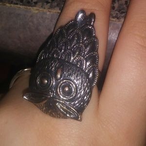 Costume jewerly owl ring